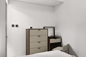 Room - FIRST CLASS | 2BR | Walk to Burj & Dubai Mall (Downtown)