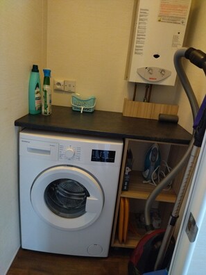 Interior - MOBILE-HOME 38M² - 2 BEDROOMS - SLEEPS 4 (Combourg)