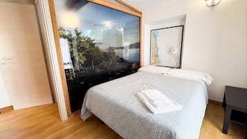 Casa, piscina privata, vista valle | Ferro/asse da stiro, culle/letti per bambini (gratuiti), Wi-Fi gratuito