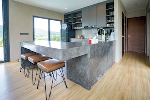 Villa, 2 chambres, fumeur, piscine privée | Intérieur