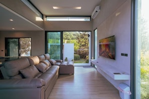 Villa, 2 Bedrooms, Smoking, Private Pool | Living room - Jenita Valley Swimming Pool Villa Pakchong (Pak Chong)
