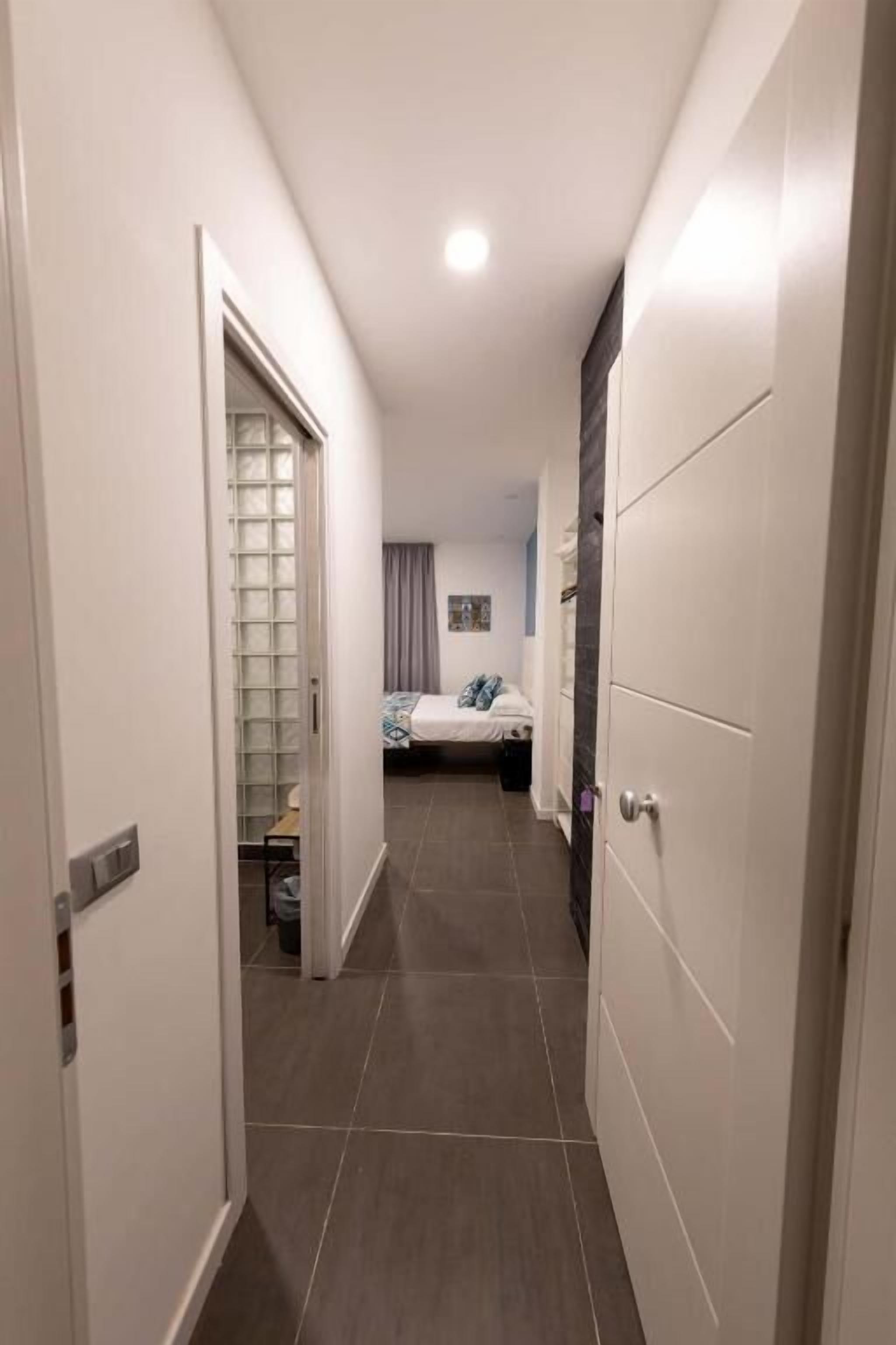 Chambre Double Supérieure, vue cour intérieure