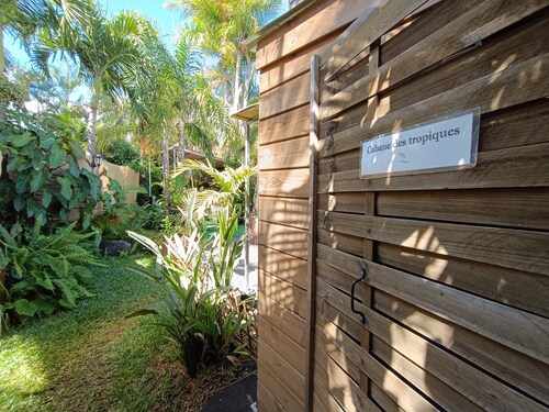 Cabane « La Cabane des Tropiques » avec piscine privée, Wi-Fi et climatisation