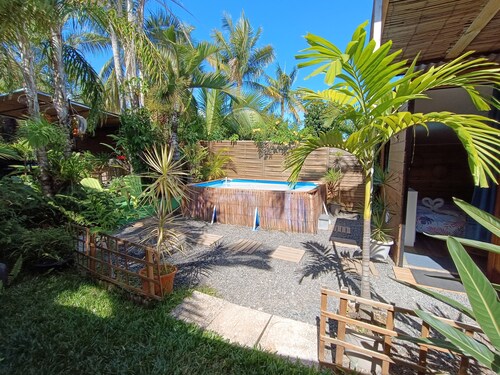 Cabin 'La Cabane Des Tropiques' with Private Pool, Wi-Fi and Air Conditioning