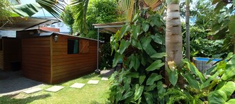 Cabin 'Glamping De Charme' with Private Pool, Private Garden and Wi-Fi