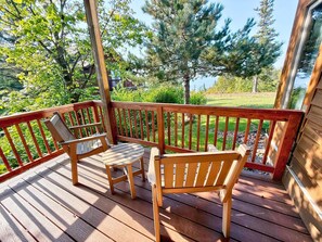 Property grounds - Tranquil 1 bedroom North Shore retreat with views of Lake Superior or Poplar River (Lutsen)