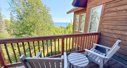 Tranquil 1 bedroom North Shore retreat with views of Lake Superior or Poplar River
