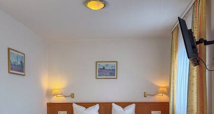 Hotel-Restaurant Dechbettener Hof