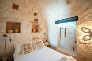 2 Schlafzimmer, Bügeleisen/Bügelbrett