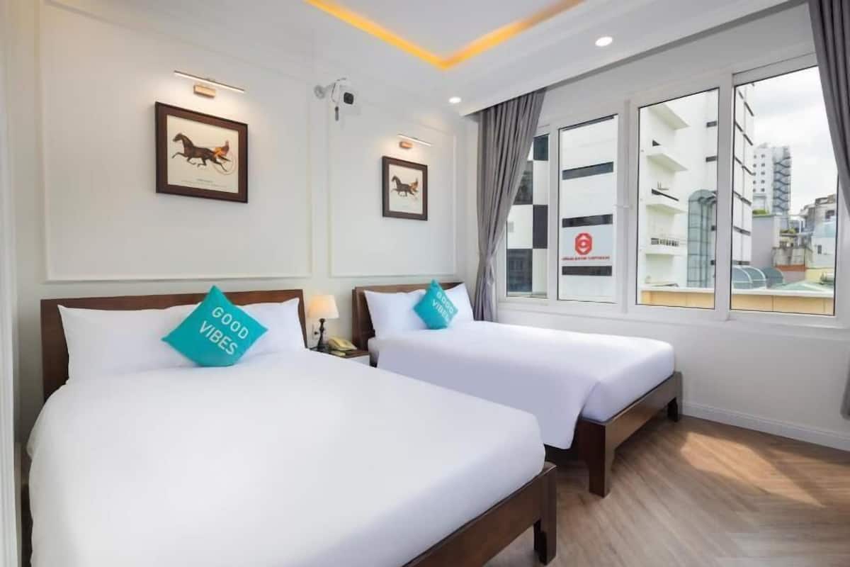 Family Studio, City View