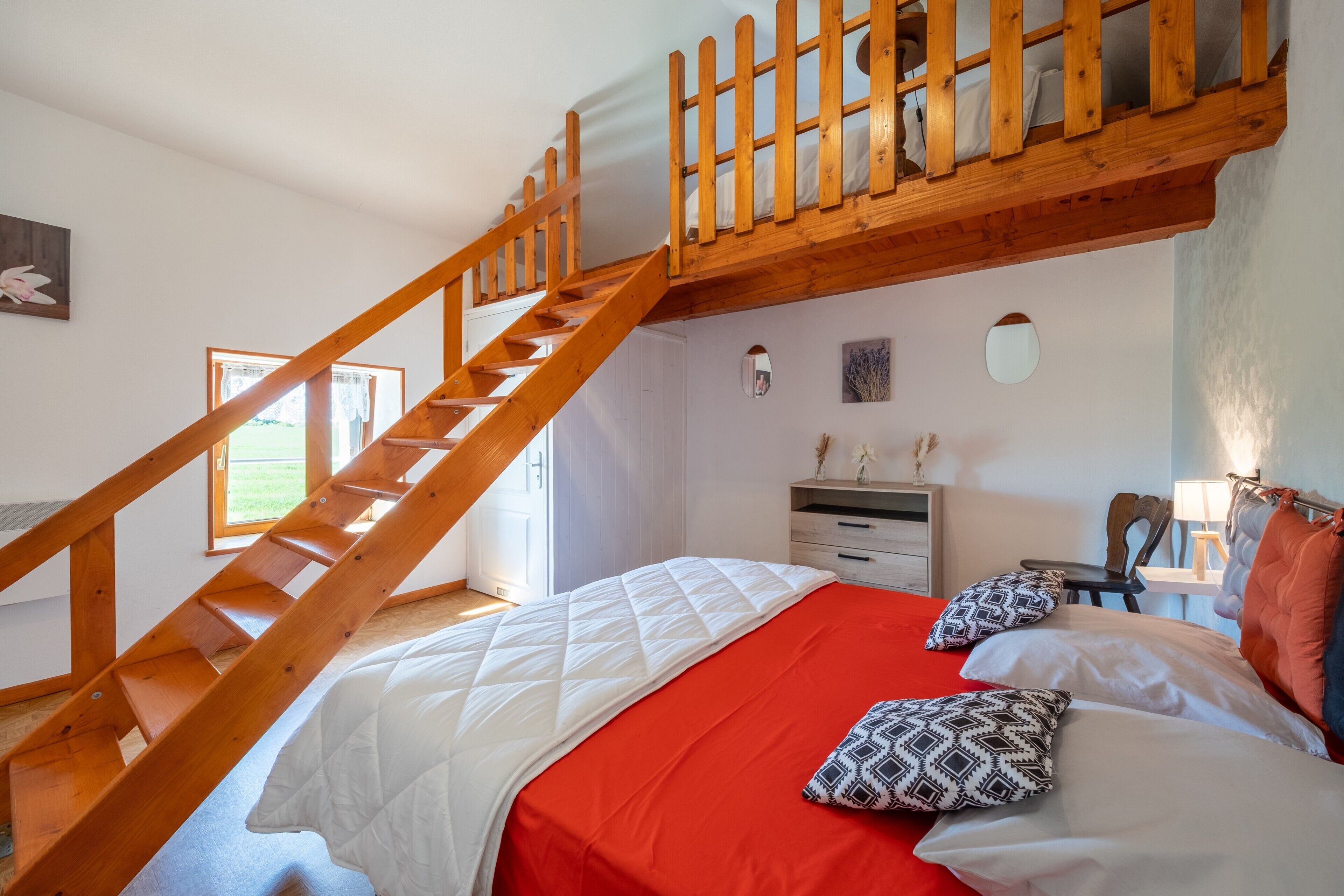 2 habitaciones, tabla de planchar con plancha y wifi 