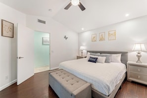 Room - Themed 5BR Retreat: Pool with Waterfall, Game Room, Moroccan Lounge - Coachella (Indio)