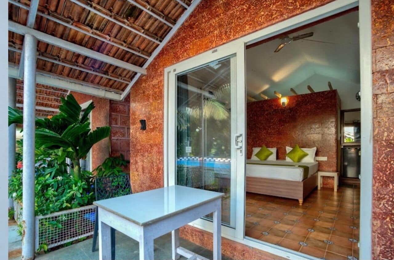 Standard Room, Pool View | Terrace/patio