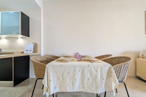 Dining - CALA ALTA comfort apartment (Villajoyosa)