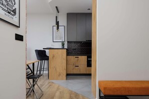 Interior - Comfortable Apartment | Parking | Balcony | Workspace. (Warszawa)
