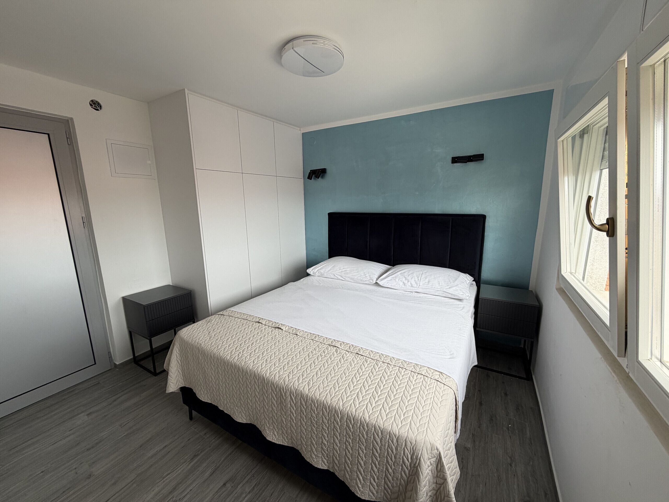 Wifi gratis y ropa de cama 
