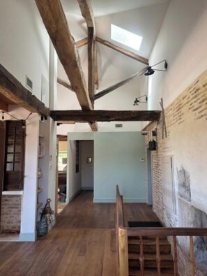 Interior - Country house, pleasant in all seasons, in the golden triangle of the Tarn region. (Castelnau-de-Montmiral)