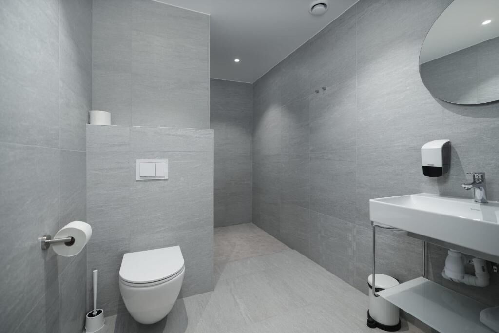 Habitación doble superior, balcón | Baño