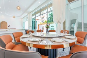 Dining - Downtown Oasis Pool Villa  (Pattaya)