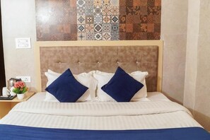 Habitación doble Deluxe, vista a la ciudad | Wifi gratis 