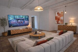 TV, lareira
