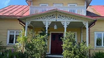 Exterior detail
