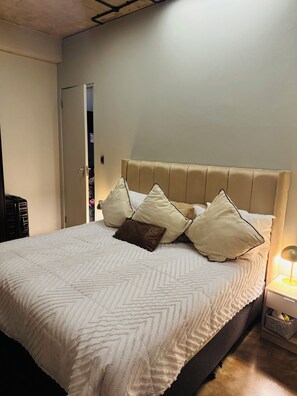 1 Schlafzimmer, Bügeleisen/Bügelbrett, WLAN, Bettwäsche