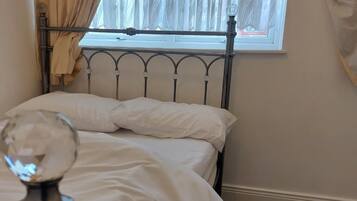2 bedrooms, free WiFi