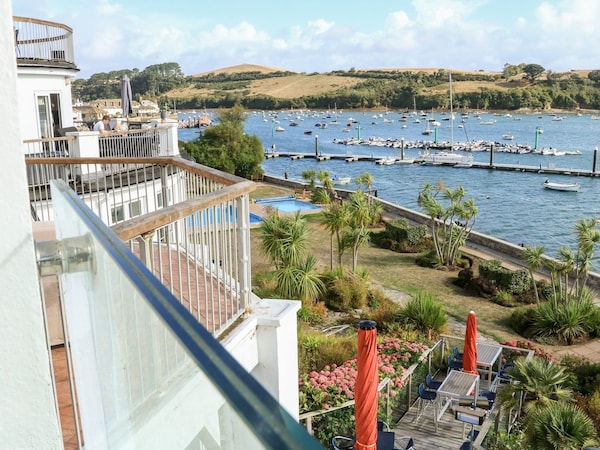 24 The Salcombe - Salcombe