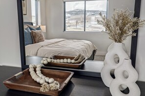 5 chambres, fer et planche à repasser, Wi-Fi, draps fournis