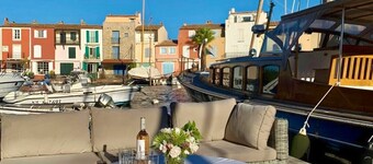 Very large 260m2 house in Port Grimaud with 14m mooring