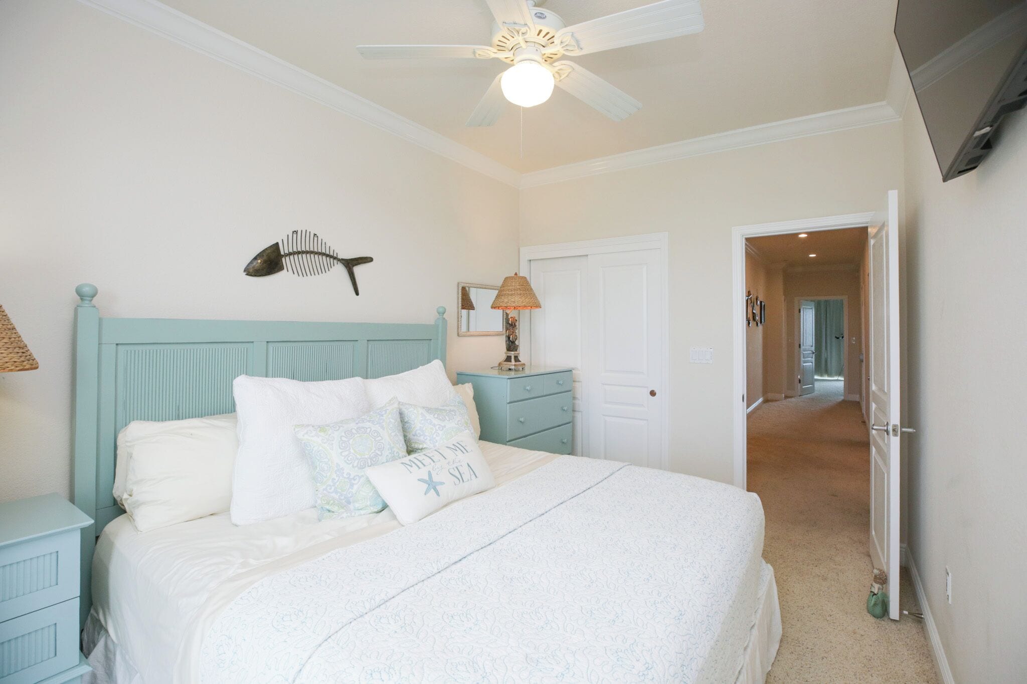 4 bedrooms, free WiFi, bed sheets