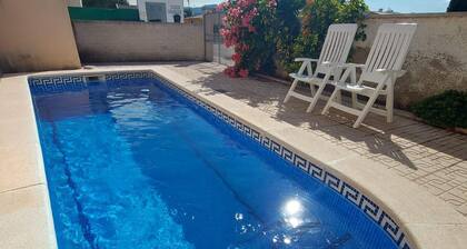 Central house with private pool - 4 guests