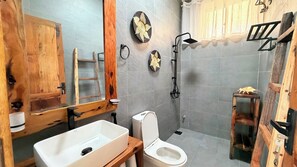 Studio, 1 Bedroom, Ocean View | Bathroom | Shower, free toiletries, hair dryer, towels