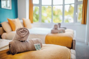 3 chambres, bureau, fer et planche à repasser, Wi-Fi gratuit
