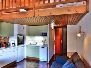 Interior - Studio with mezzanine near village center - 4 guests (Le Grand-Bornand)