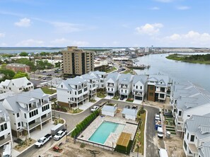 Exterior - Offshore Elite-Luxury Townhouse-Downtown Morehead City-Available May 15! (Morehead City)
