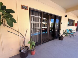Exterior detail - Tropical 2BR Condo in Playas del Coco – Pool, Walk to Beach & Downtown. (Playas del Coco)