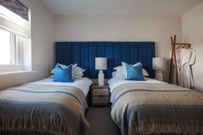 5 bedrooms, individually decorated, individually furnished, free WiFi - Polview (Newquay)