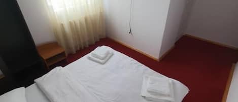 Quarto casal, vista para a montanha | Wi-Fi de cortesia