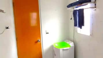 House, 2 Bedrooms, Accessible, Smoking | Interior