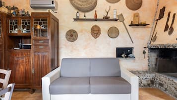 Televisie en een open haard