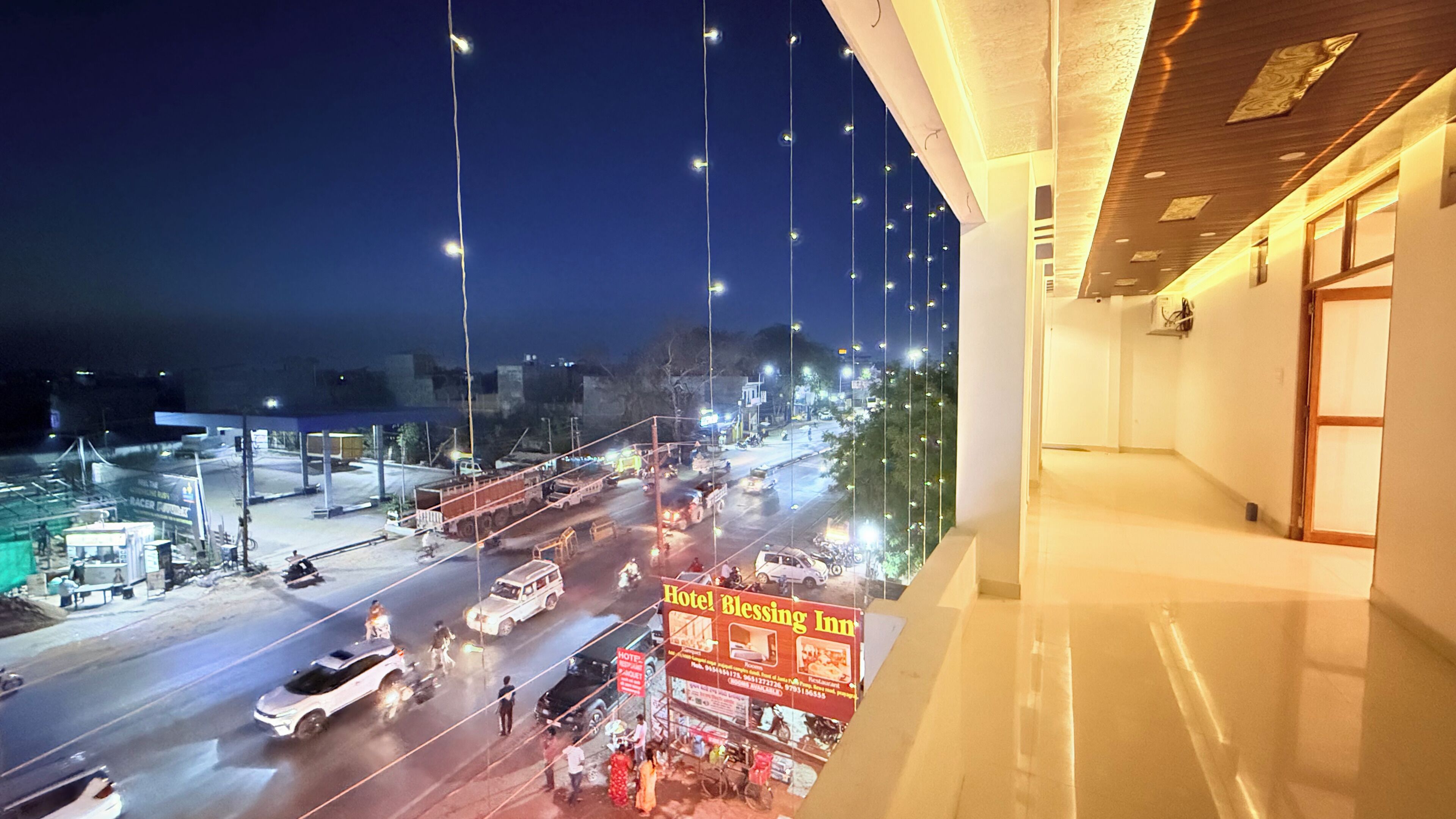 Deluxe Single Room, City View | Property grounds