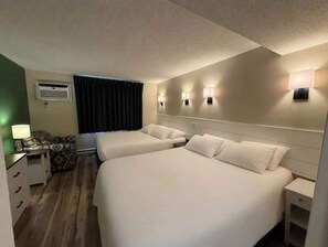 1 bedroom, WiFi, bed sheets - Eastern Inn Evergreen Suite (Conway)