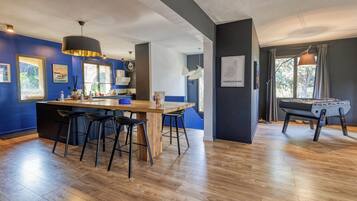 Spielezimmer