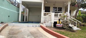 Exterior - PRIYA PALACE RESORT EVENTS SWIMMING POOL (Kodaikanal)