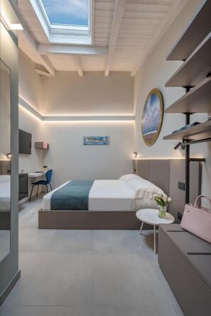 In-room safe, soundproofing, free WiFi - Cà Amae La Spezia (CADIMARE)