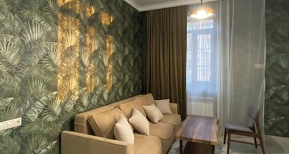 S-Van Cozy Home: Superior Stylish One-Bedroom Apartment