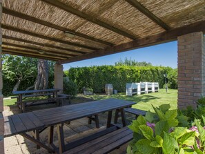 Outdoor dining - Podere Tre Termini by Interhome (Cecina)