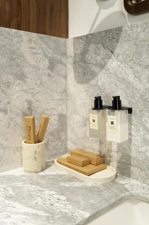 Bathroom amenities - Pana Unique Kolsay (Almaty)